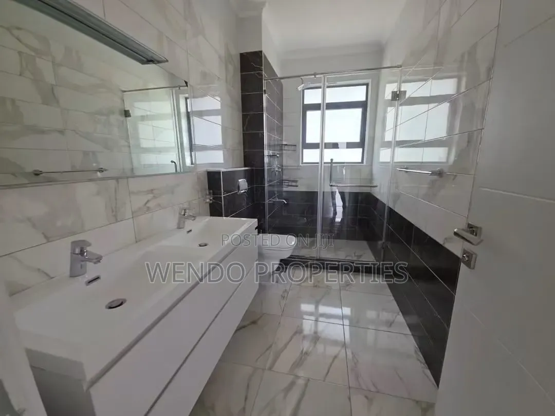 4bdrm Villa in Runda for rent
