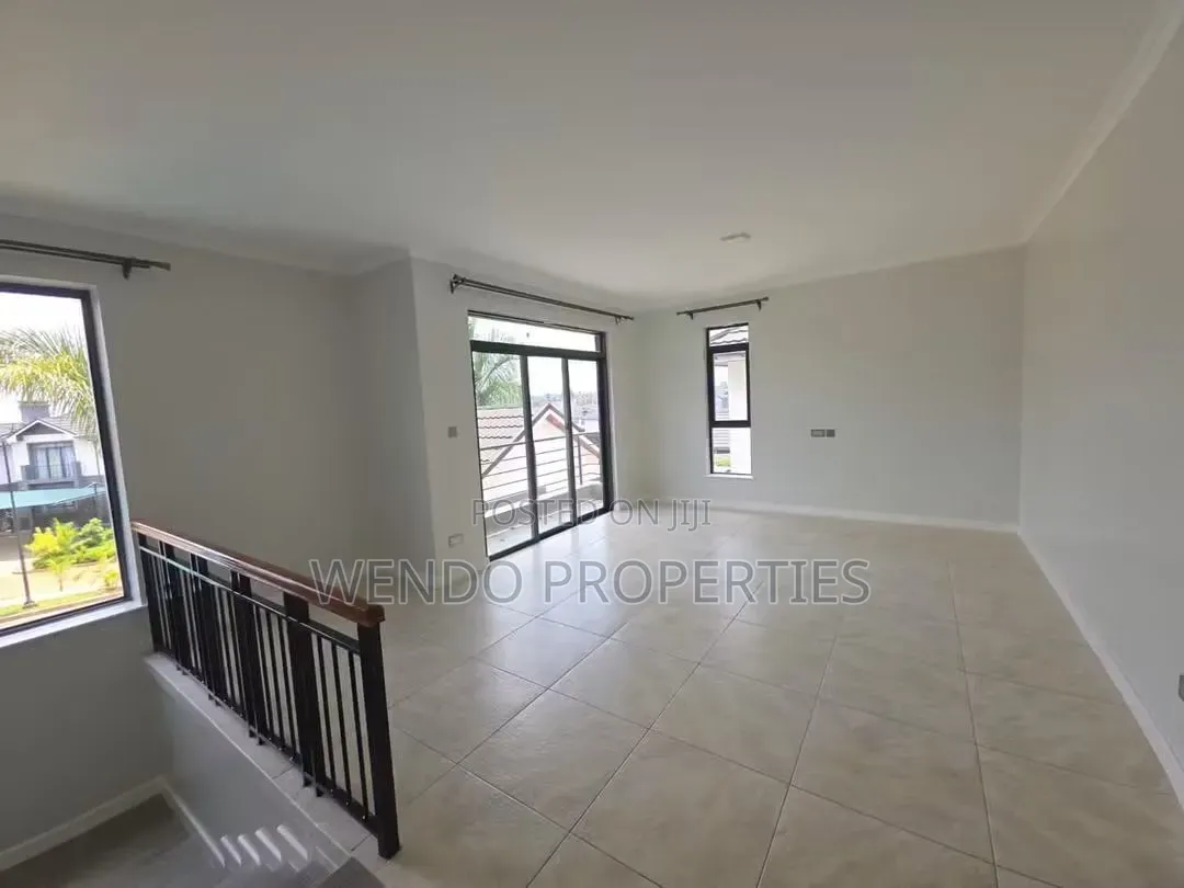 4bdrm Villa in Runda for rent