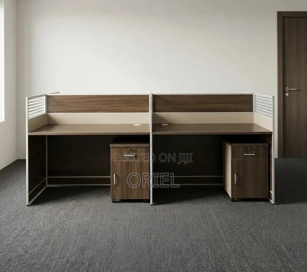 Office Workstation : 4-Way Dark Wood Modular Workstation