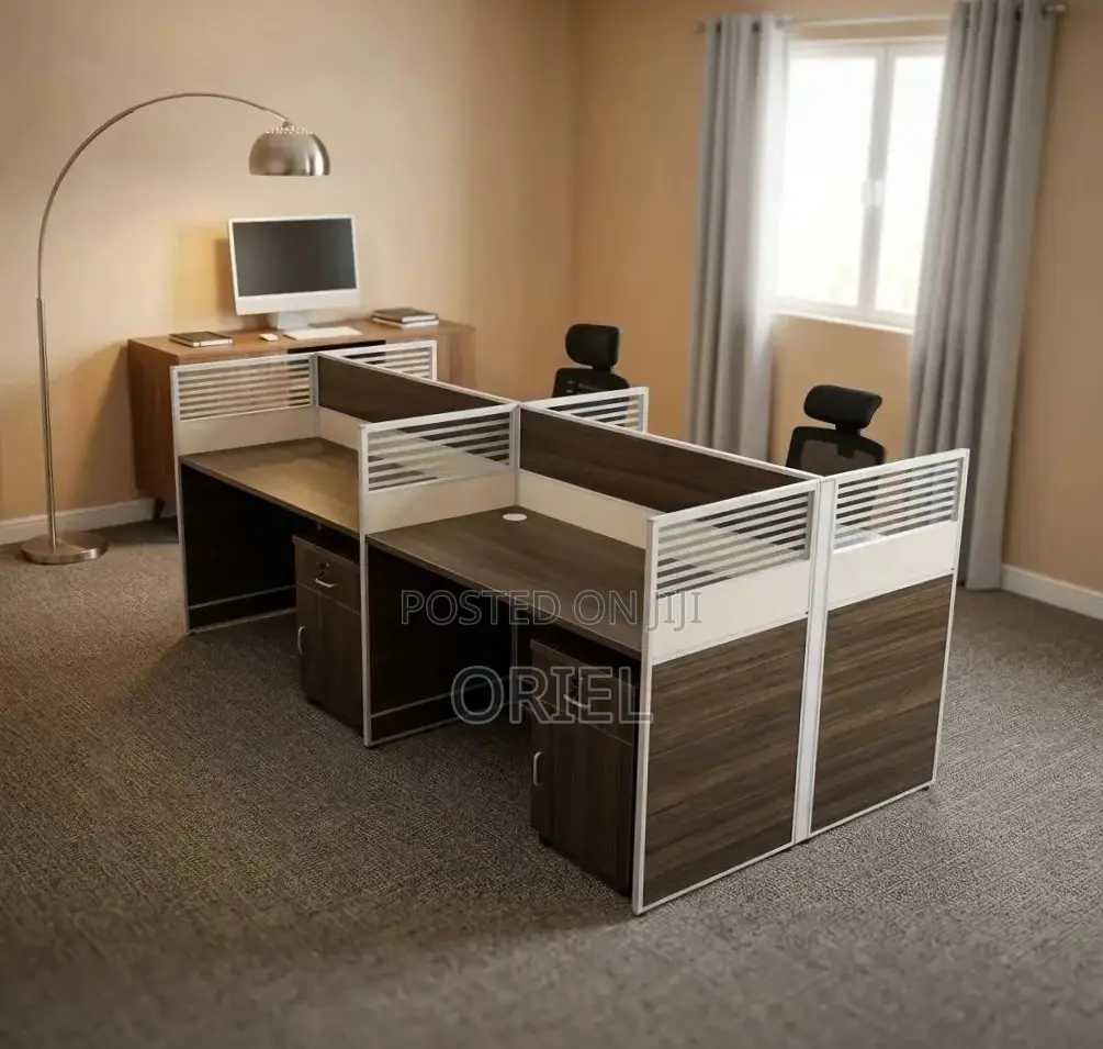 Office Workstation : 4-Way Dark Wood Modular Workstation