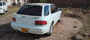 Subaru Impreza 2000 White