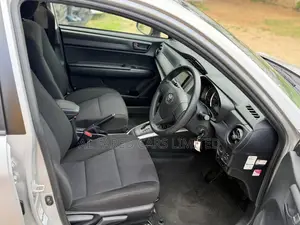 Toyota Corolla Fielder 1.5 Petrol FWD 2019 Silver