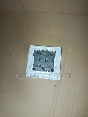 Elec 3 Gang 1 Way Switch