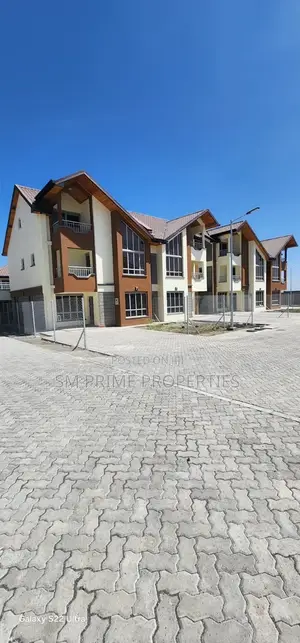 4bdrm Mansion in Kitengela Pampas for sale