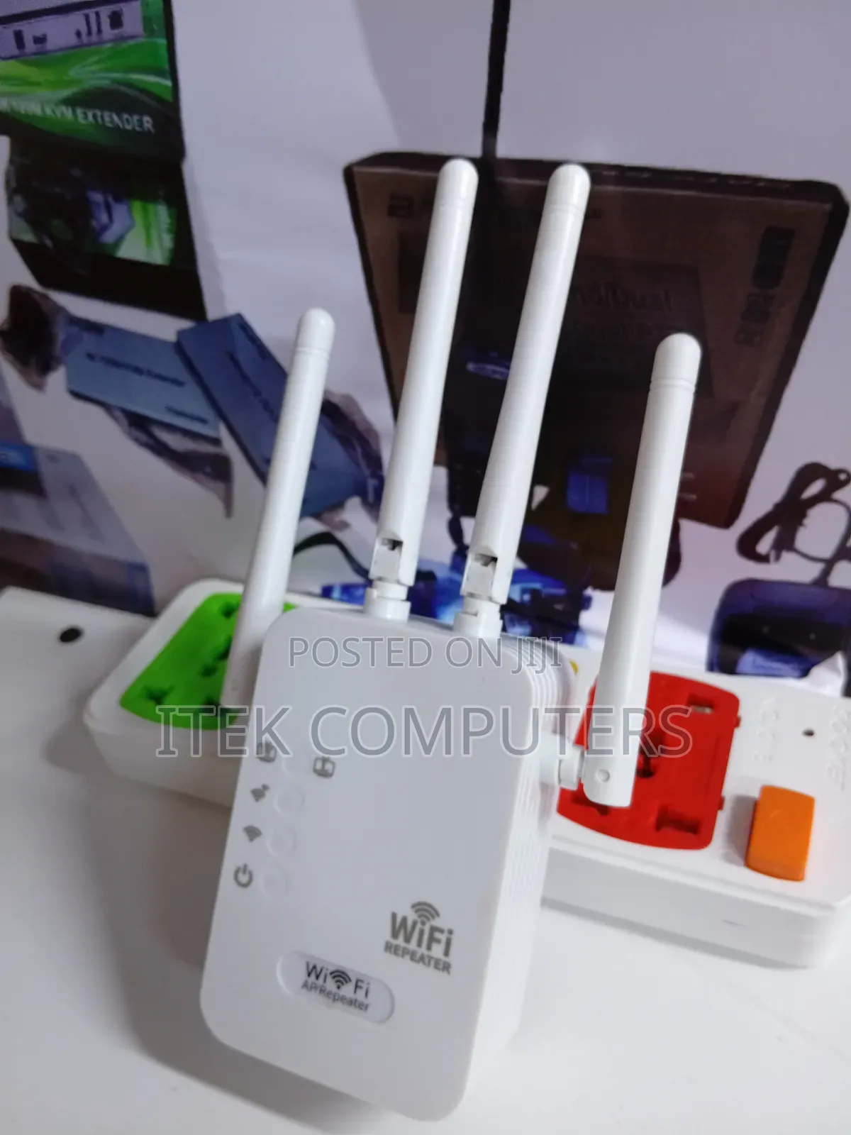 Wireless Network Extender 300Mbps for Apartments Offices and Shops