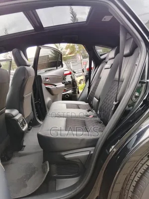 Toyota Harrier 2019