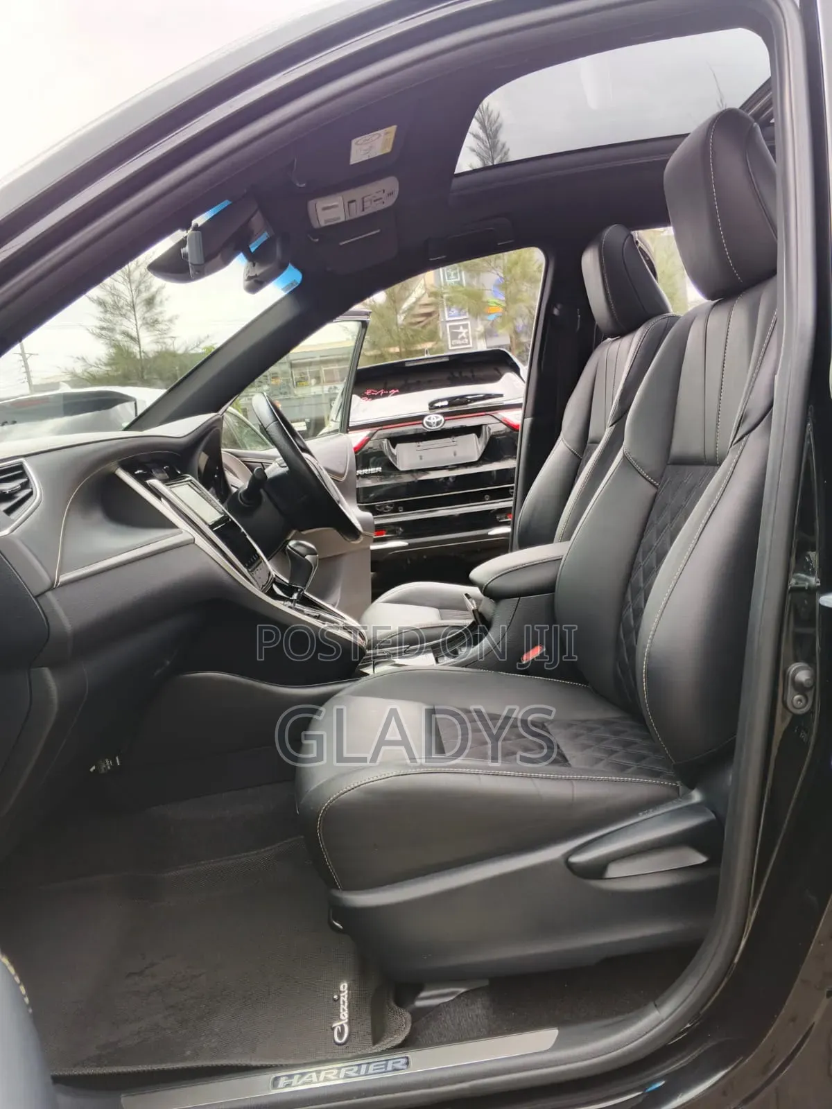 Toyota Harrier 2019