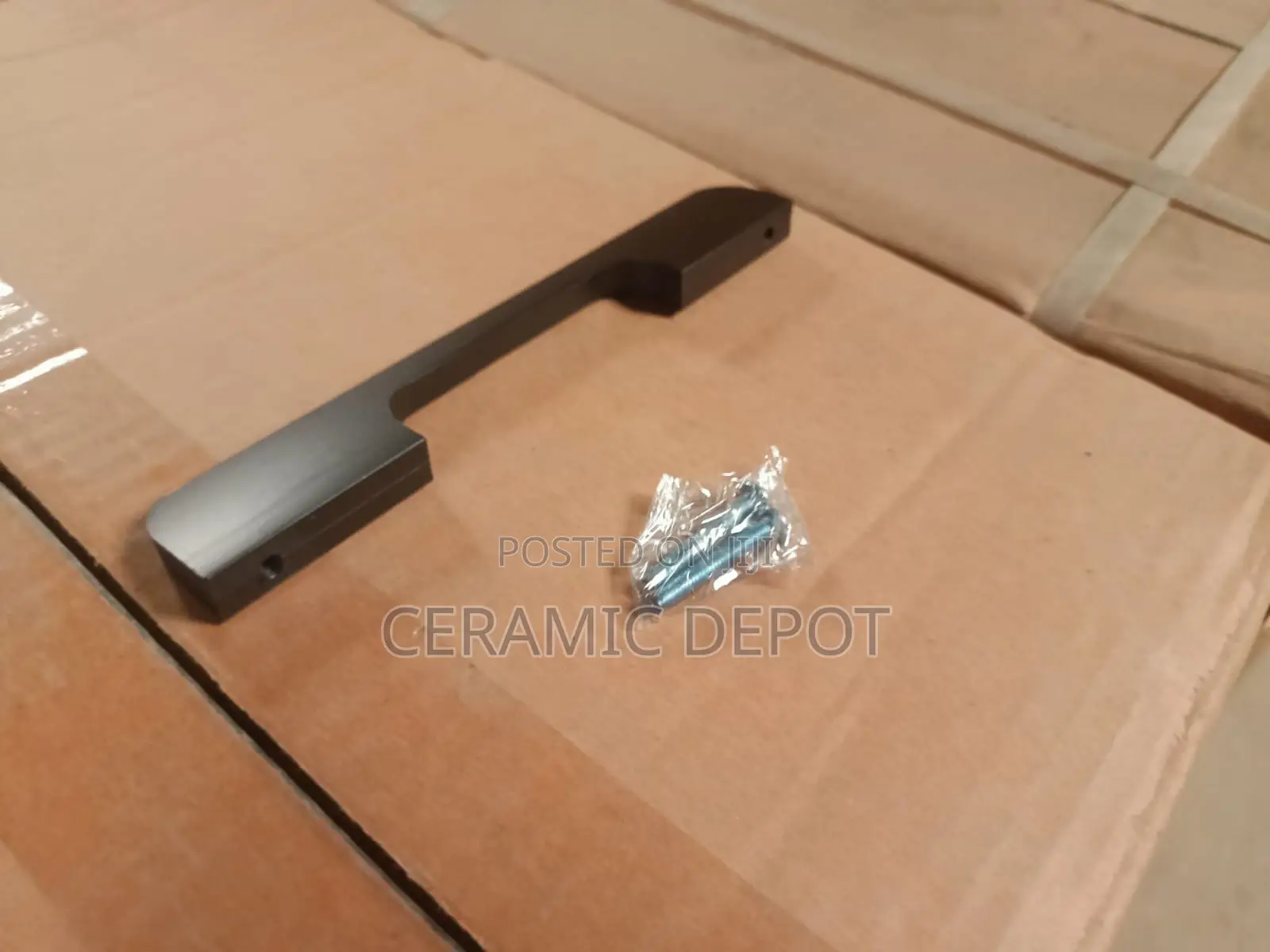 Black Handle-L128