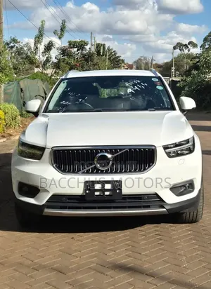 Volvo XC40 T5 Petrol AWD 2020 White