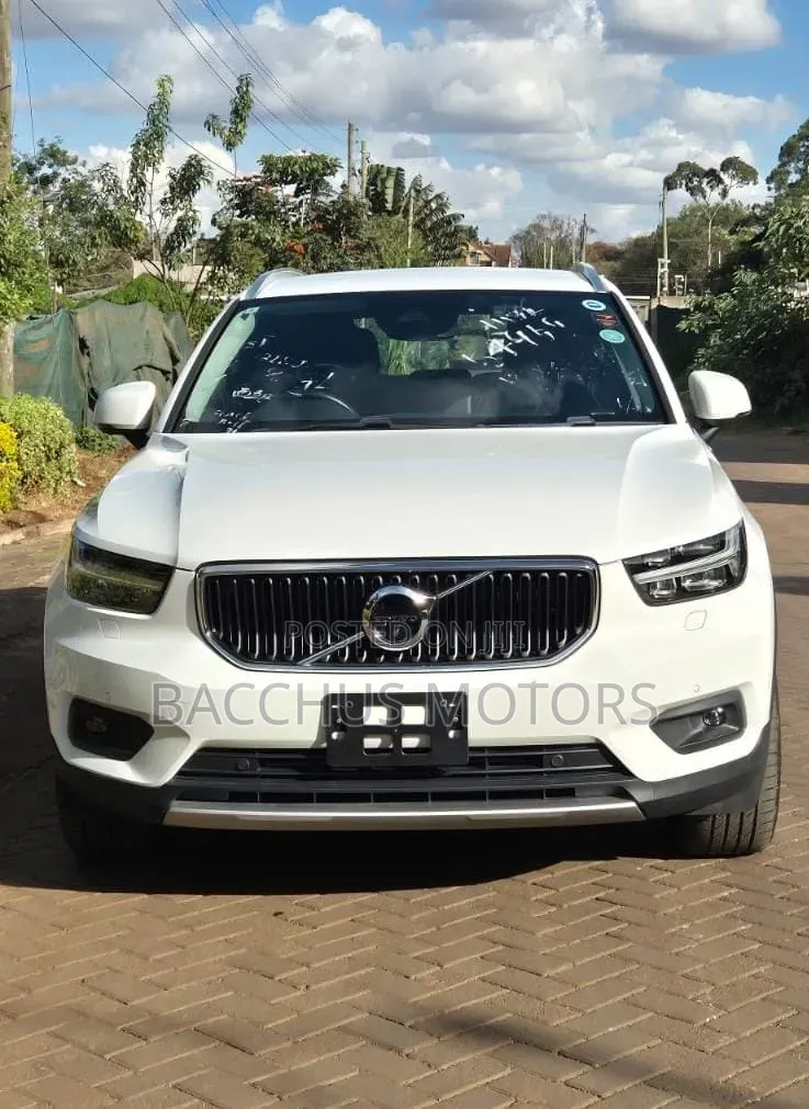 Volvo XC40 T5 Petrol AWD 2020 White