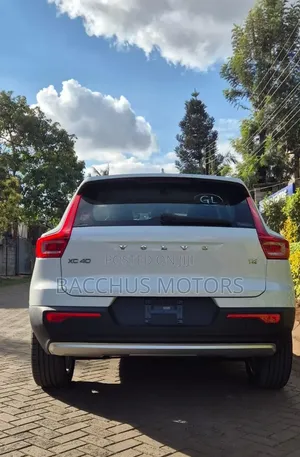 Volvo XC40 T5 Petrol AWD 2020 White