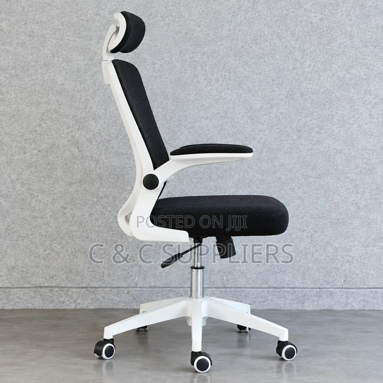 Modern Ergonomic Mesh Desk Seat.