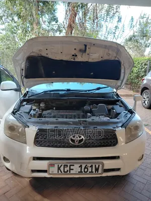 Toyota RAV4 2.4 2008 White