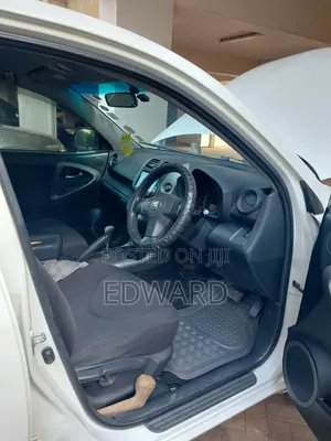 Toyota RAV4 2.4 2008 White