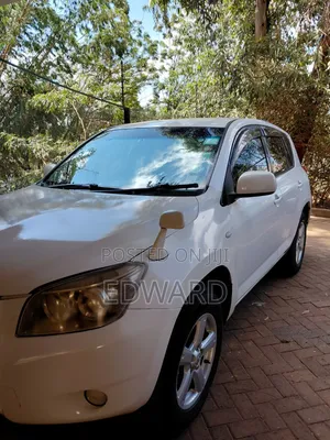 Toyota RAV4 2.4 2008 White