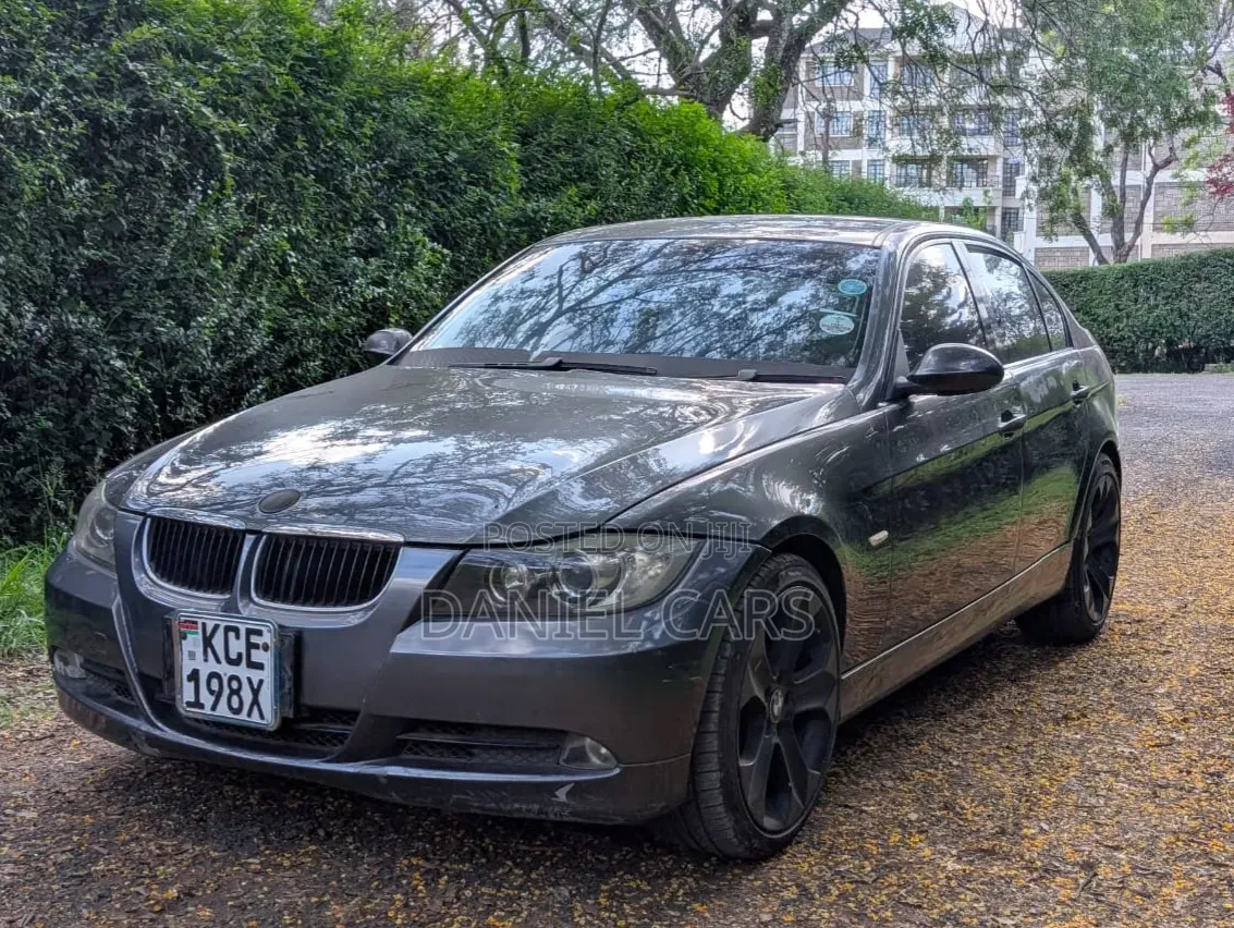 BMW 320i 2008 Gray