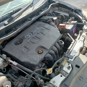 Toyota Wish 2012 Silver