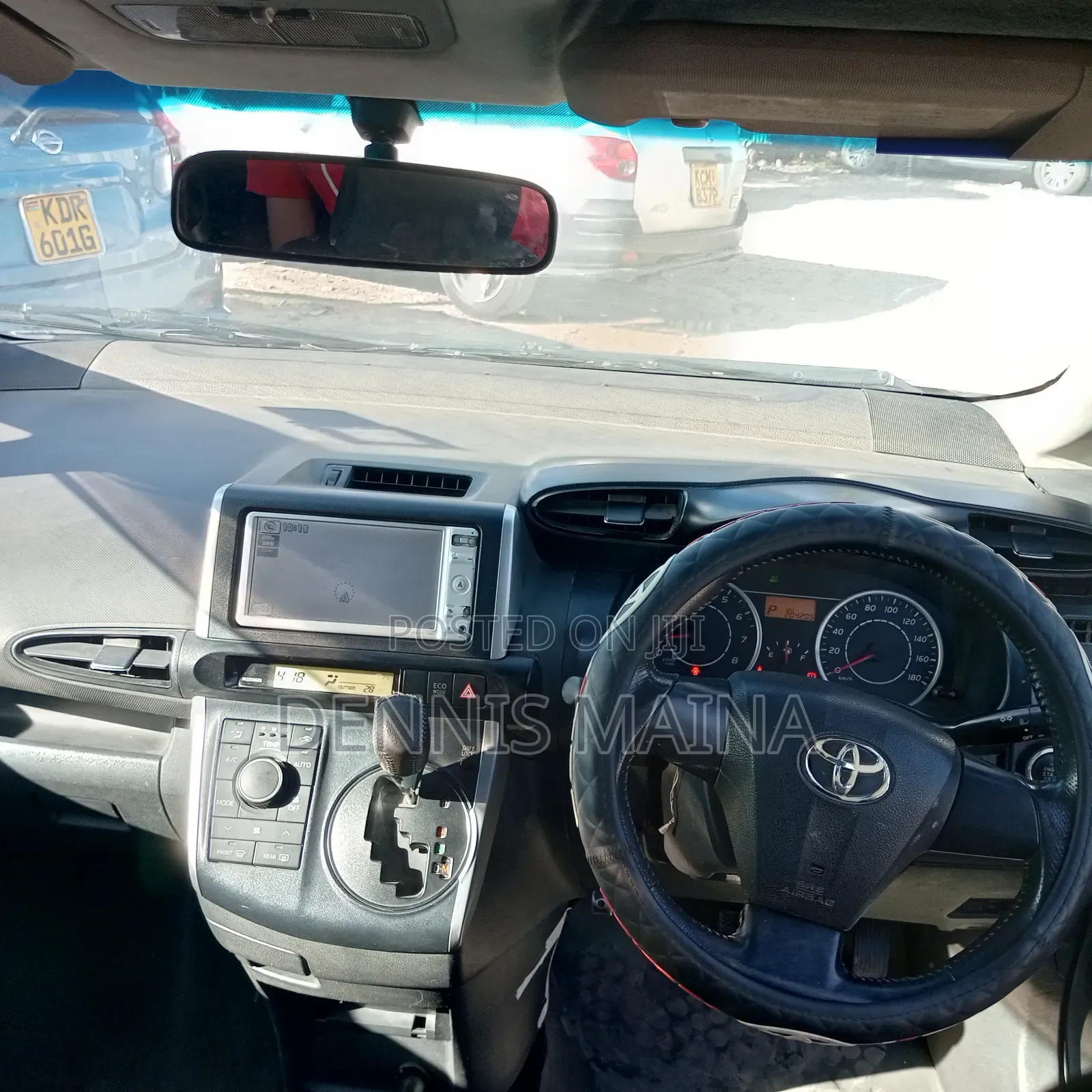Toyota Wish 2012 Silver