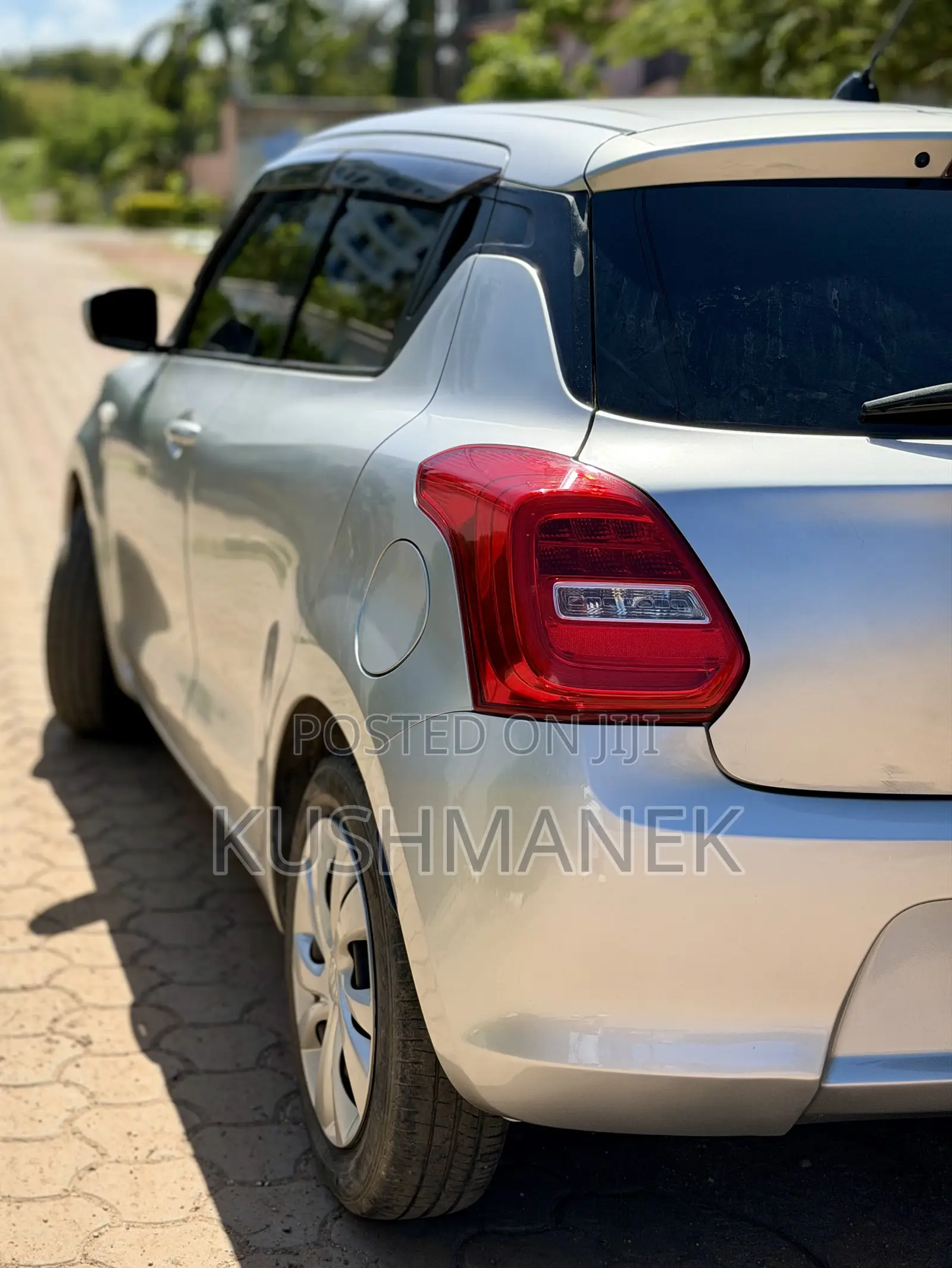 Suzuki Swift 2017 Silver