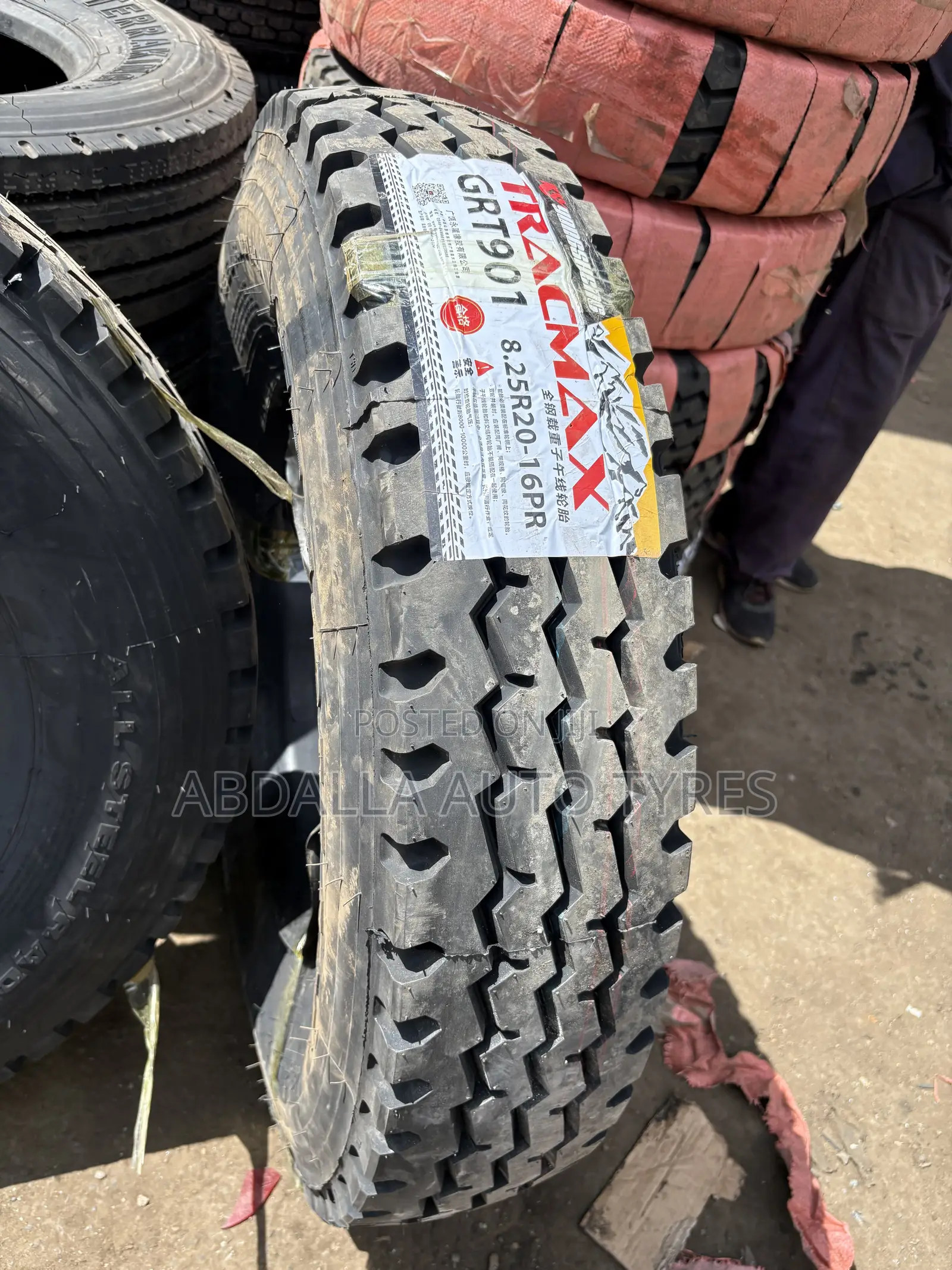 8.25r20-16pr Tracmax Tyre