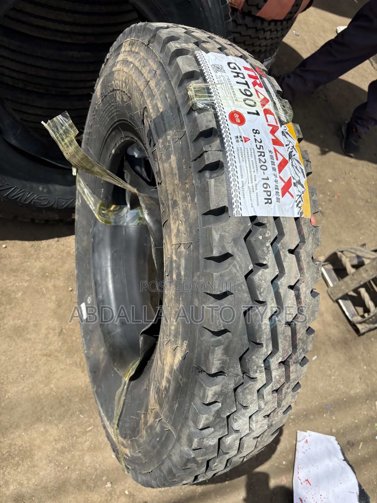 8.25r20-16pr Tracmax Tyre