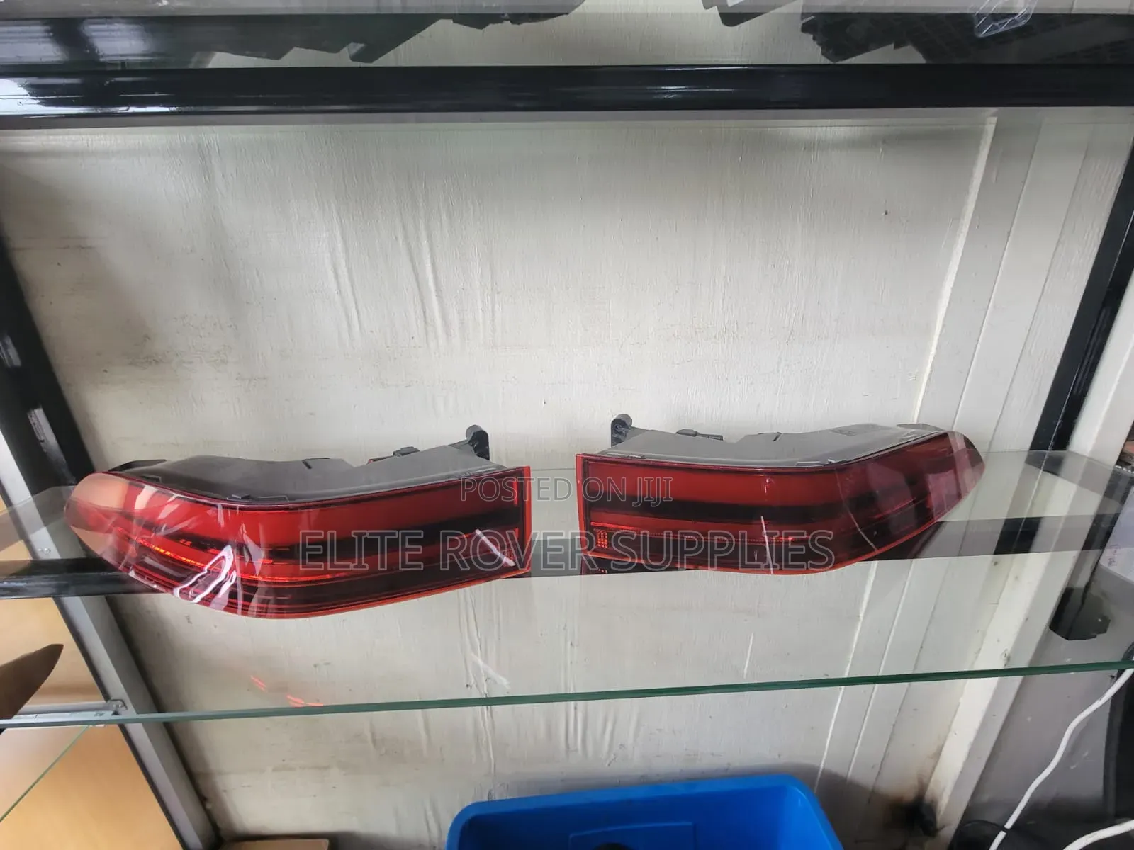 Jaguar E-Pace (2017-2023) Taillight