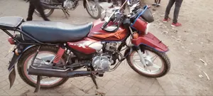 TVS HLX Plus ES 2021 Red