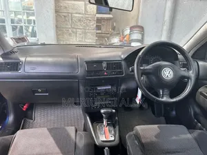 Volkswagen Golf 2.0 Variant 2005 Blue