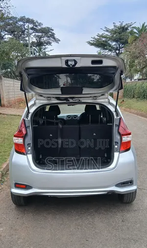 Nissan Note 2016 Silver