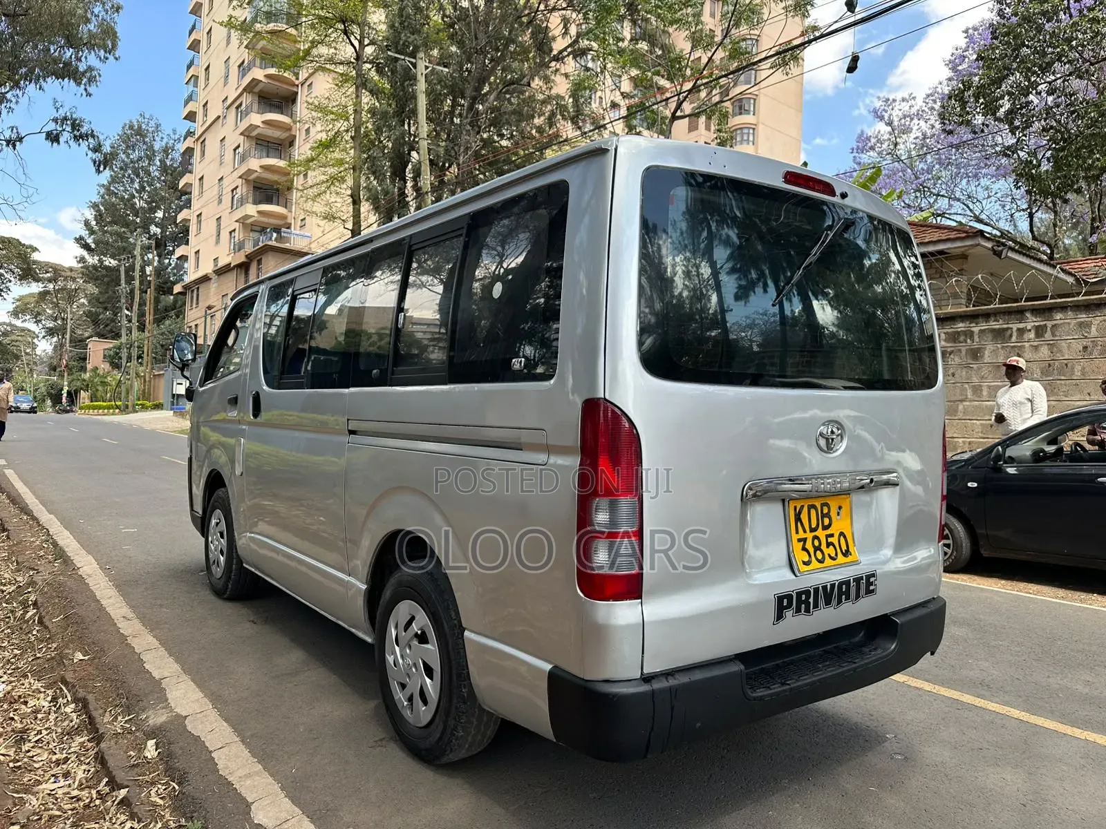 Toyota HiAce 2014 Silver