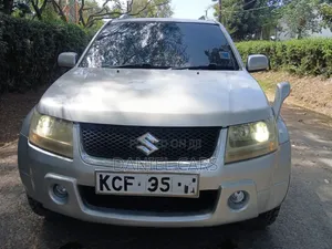 Suzuki Escudo 2008 Silver