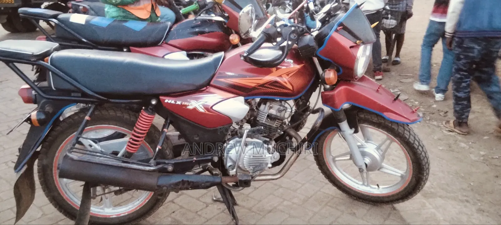 TVS HLX Plus ES 2021 Red