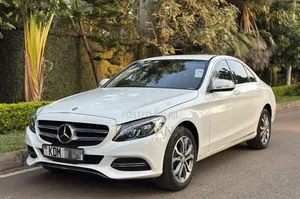 Mercedes-Benz C200 2015 White