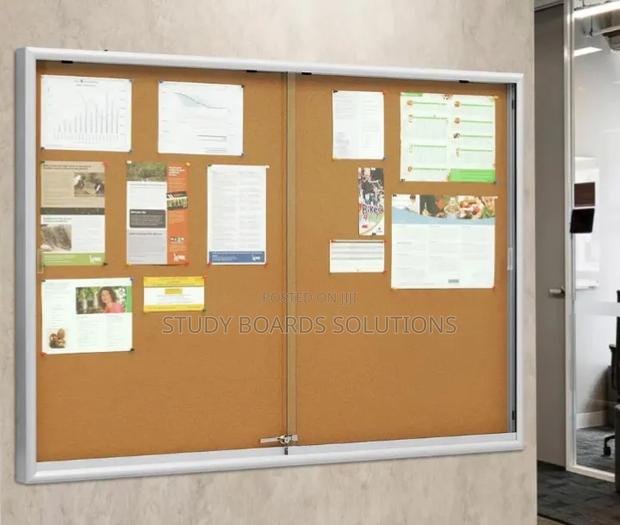 4ft × 3ft Lockable Glass Notice Board – Secure Document Display - main view