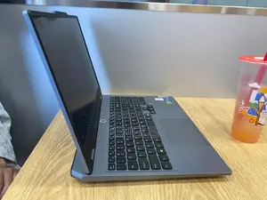 New Laptop Lenovo LOQ 15IRH8 16GB Intel Core i7 SSD 512GB