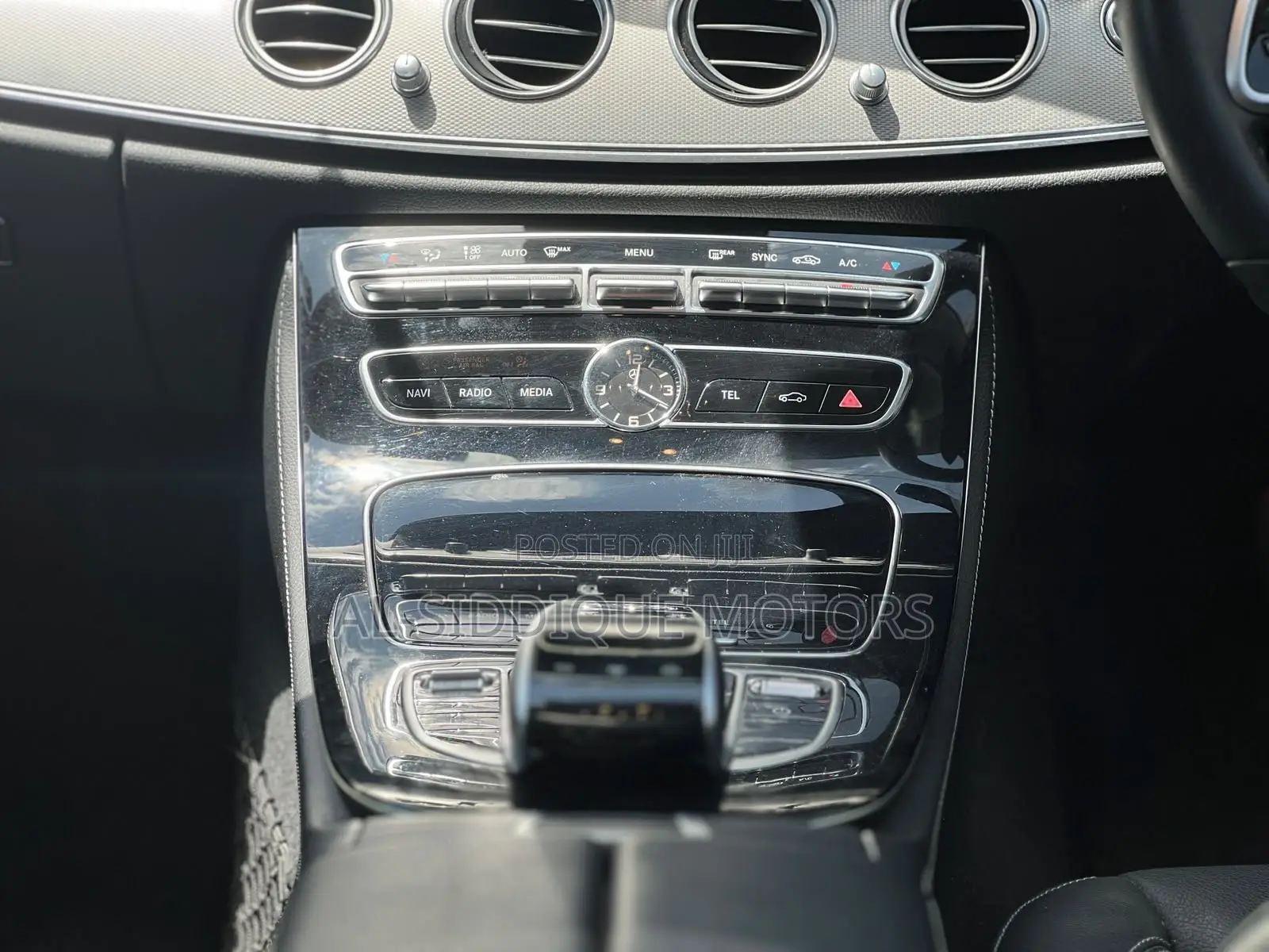 Mercedes-Benz E200 2019 Black