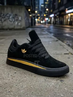 Adidas Saloba Black /Gold
Sizes Available (41/42/43/44)