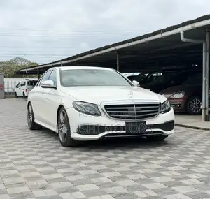 Mercedes-Benz E220 2017 White