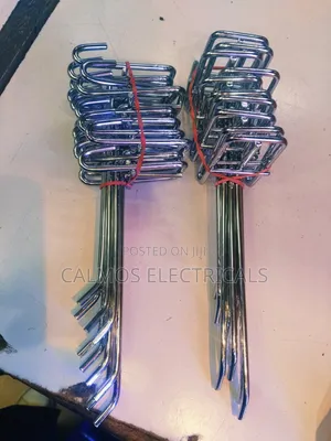 Display Hooks for Mesh Wire,price in Bundles