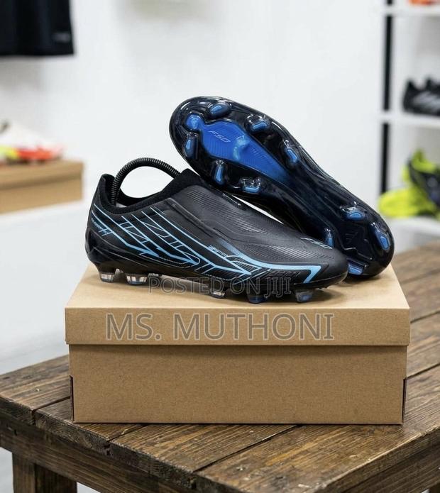 Adidas F50 Hyperfast League Laceless - main view