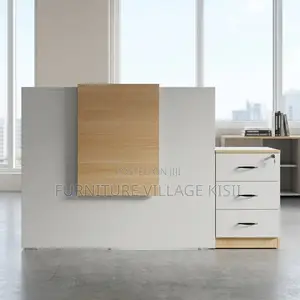 1.4M Reception Desk With Pedestral