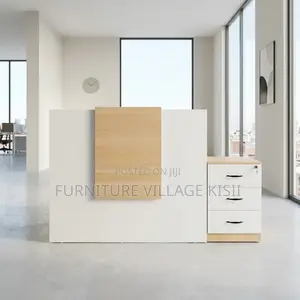 1.4M Reception Desk With Pedestral