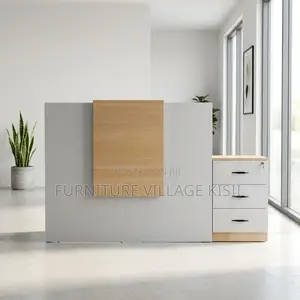 1.4M Reception Desk With Pedestral