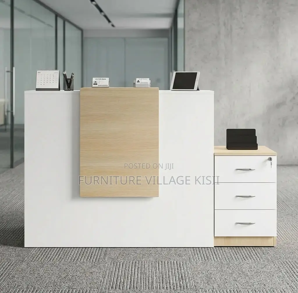 1.4M Reception Desk With Pedestral