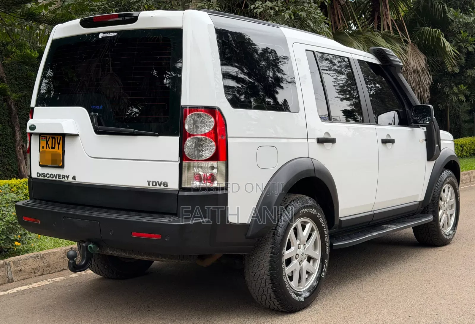 Toyota Land Cruiser 2013 White