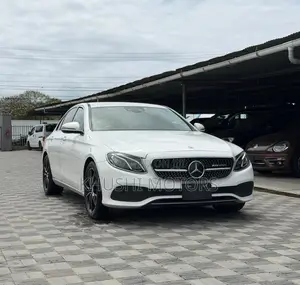 Mercedes-Benz E200 2016 White