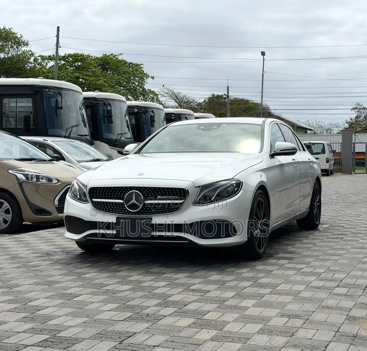 Mercedes-Benz E200 2016 White