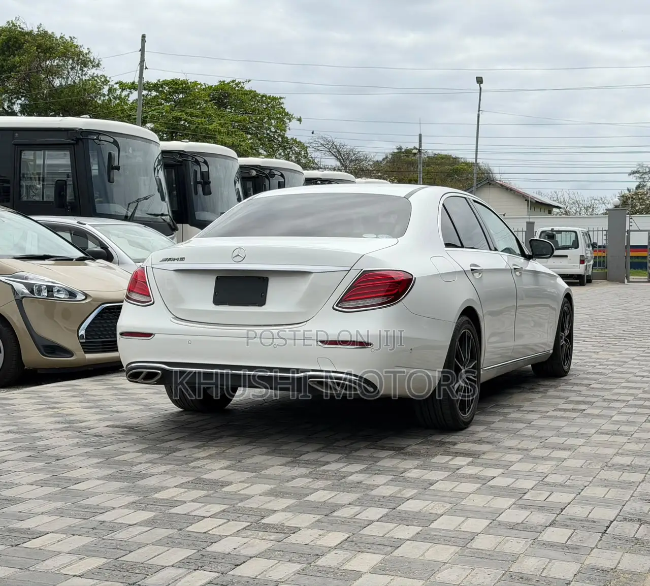 Mercedes-Benz E200 2016 White