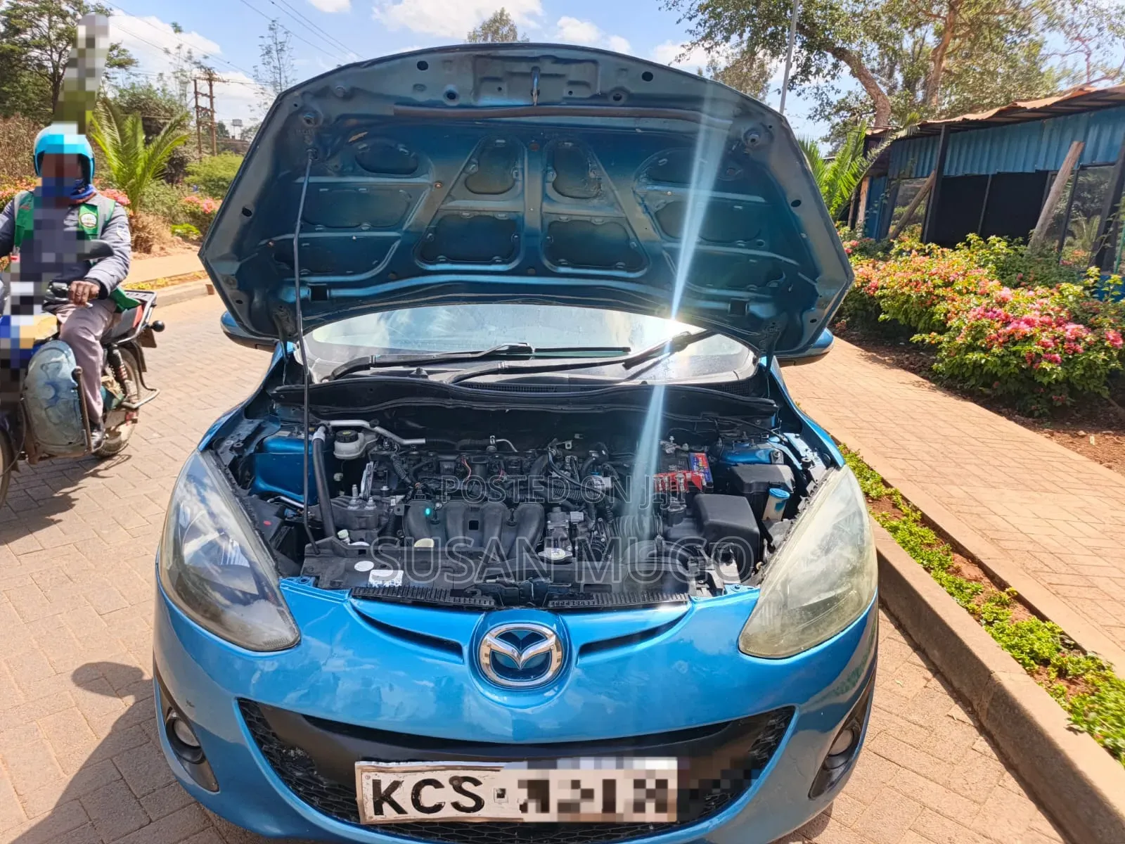 Mazda Demio 2012 Blue