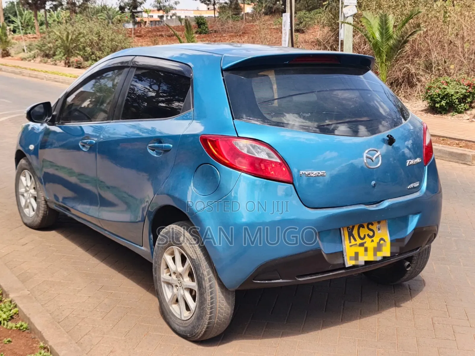 Mazda Demio 2012 Blue